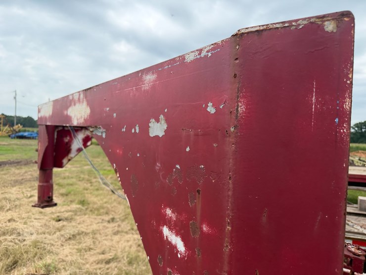 #52639-•-t/a-14'-gooseneck-utility-trailer-w/-~1,000gal-fuel-tank-inv#52639-image-23