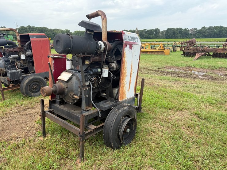 case-ih-4390t-image-3