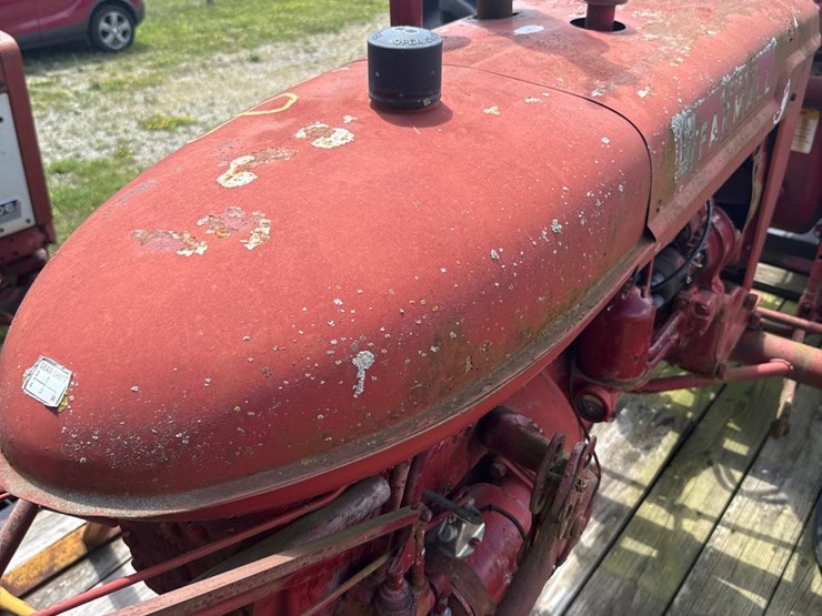 #28-•-farmall-model-super-c-image-7