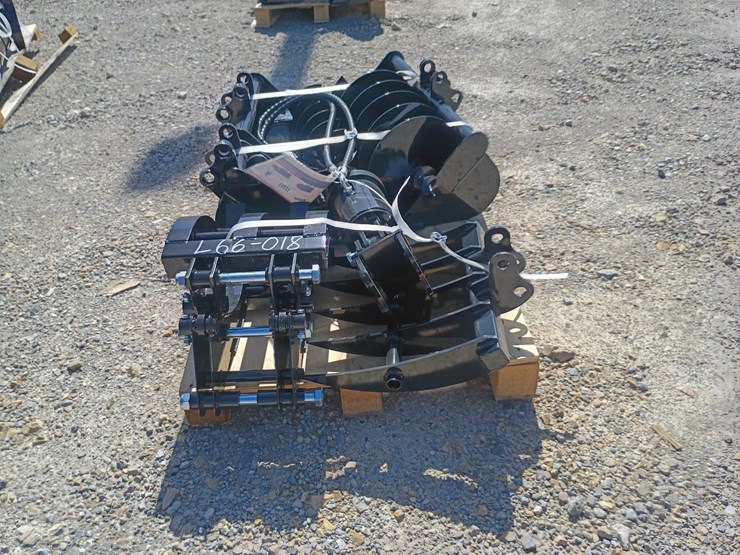 #l66-018-•-agt-mini-excavator-attachment-set-image-7
