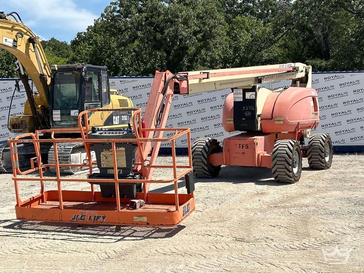 2008-jlg-800aj-4x4-86ft.-articulating-boom-lift-image-1