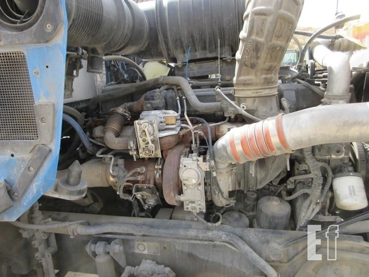 2015-kenworth-t800-image-5