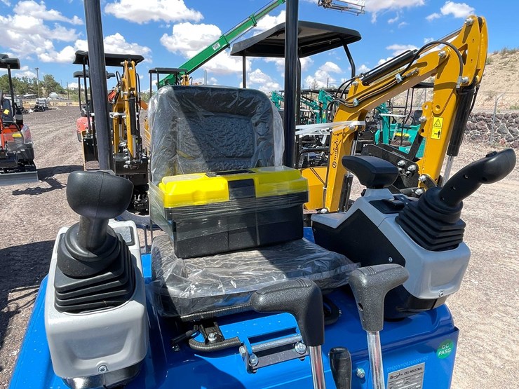#2450-•-2026-cfg-dm20ym-mini-excavator-image-18
