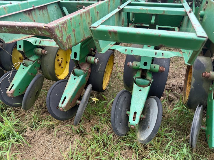 john-deere-530-image-58