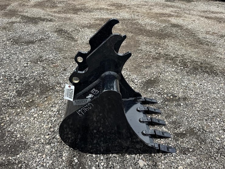 24”-quick-attach-excavator-bucket-for-kx57-image-4