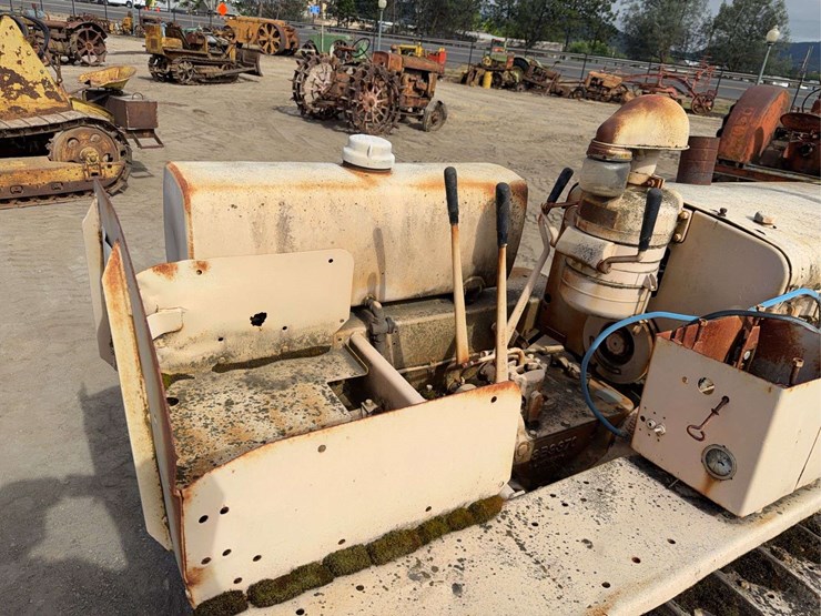 caterpillar-d2-image-36