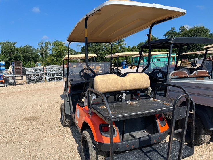 #39645-•-2017-ezgo-express-s4-golfcart-|-for-parts/repairs-image-3