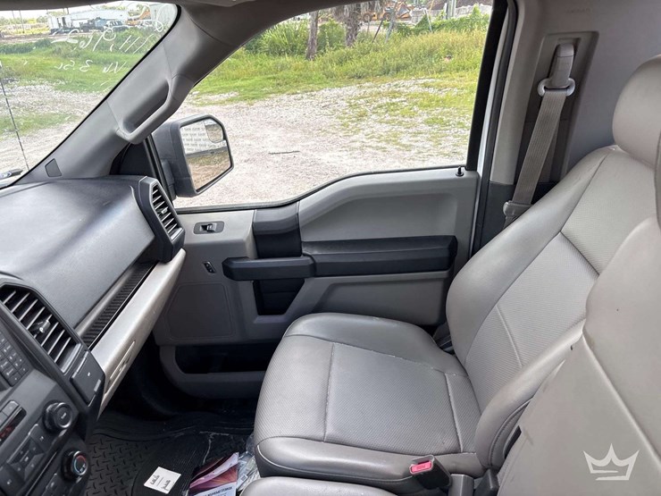 2015-ford-f150-image-17