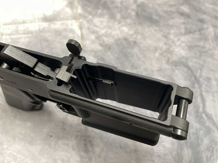 #10837-•-one-horse-oh15-multi-caliber-complete-lower,-sn:-oh-2004429-image-7