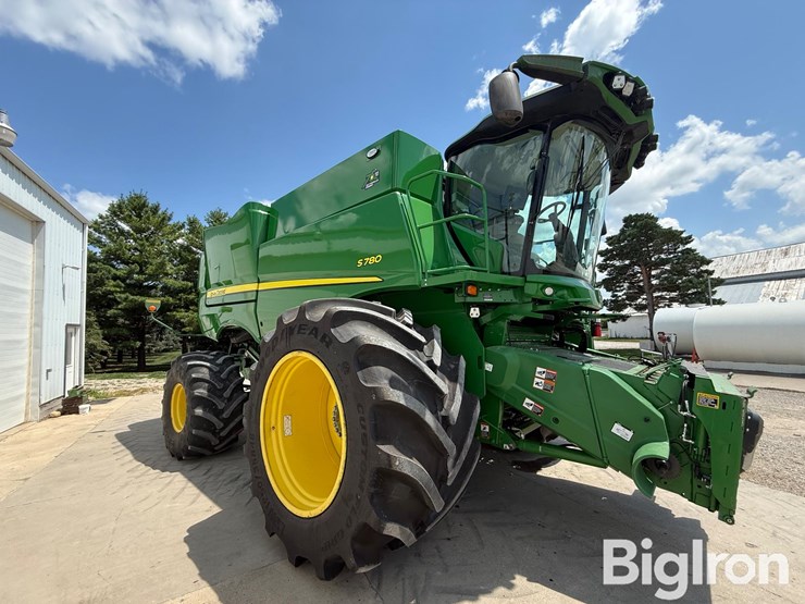 2022-john-deere-s780-image-3
