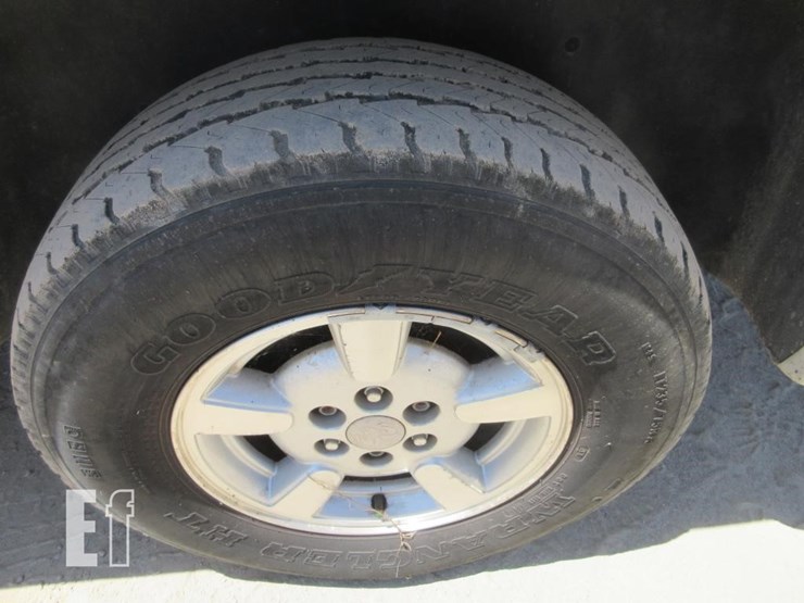 2001-dodge-durango-image-16