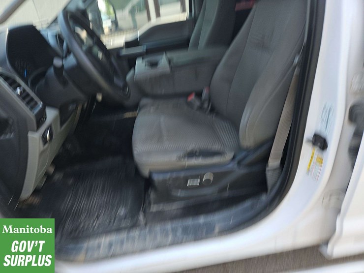 2017-ford-f150-image-14