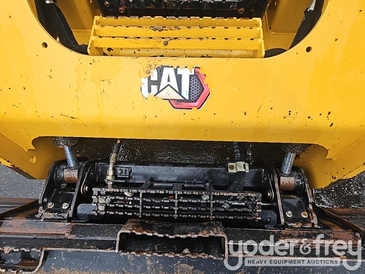 2023-caterpillar-279d3-image-23