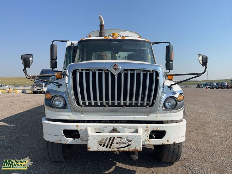 2011-international-workstar-7400-image-8