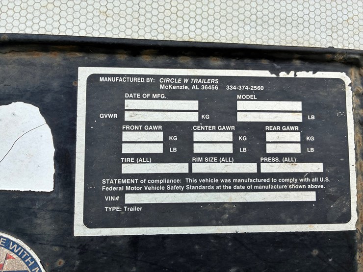 #13484-•-2011-circle-w-32ft-stock-trailer-image-3