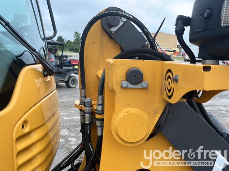 2021-volvo-l20h-image-17
