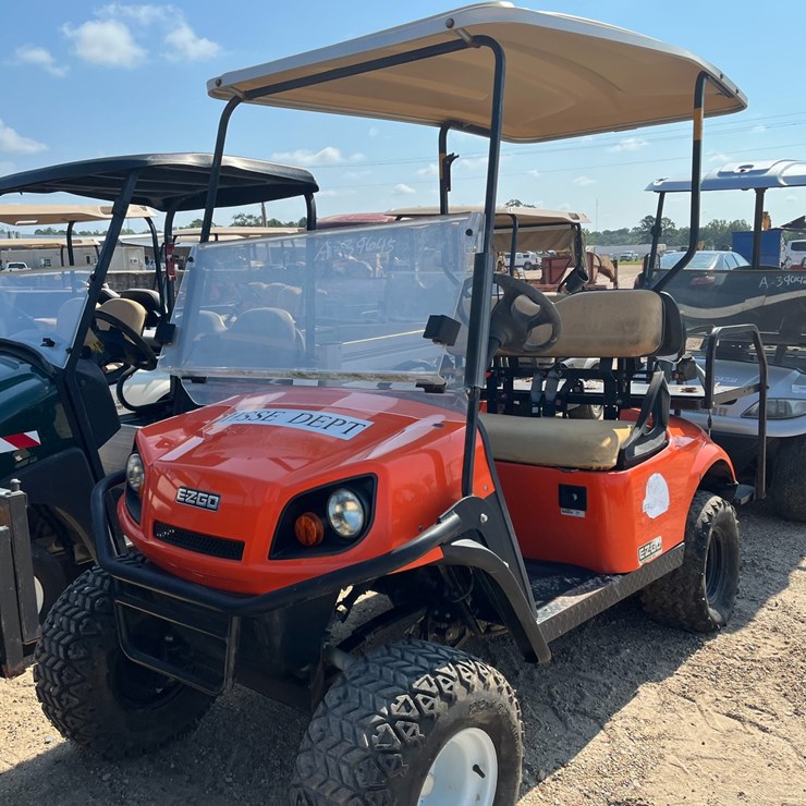 #39645 • 2017 EZGO EXPRESS S4 GOLFCART | FOR PARTS/REPAIRS