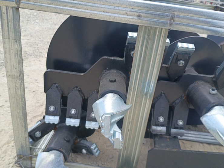 #l64-006-•-jct-auger-and-bits-skid-steer-attachment-image-13