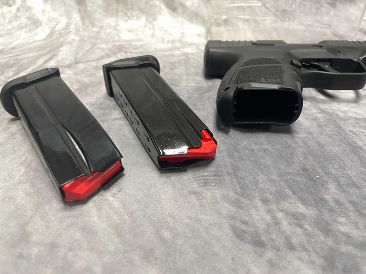 #10866-•-hk-cc9,-9mm-luger-semi-auto-pistol,-sn:-b028342-image-14