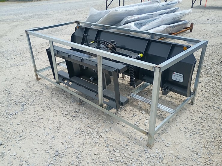 #l64-074-•-jct-blade-skid-steer-attachment-image-6