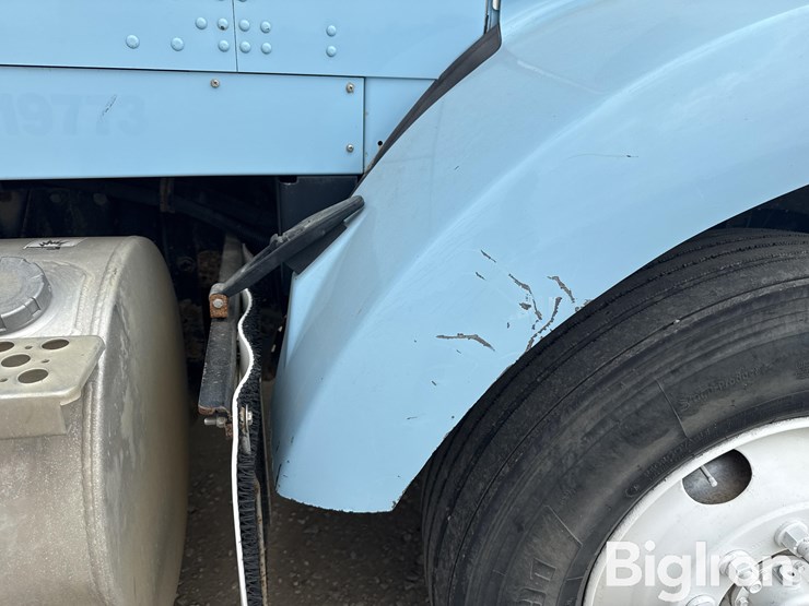 2007-kenworth-t800-image-14