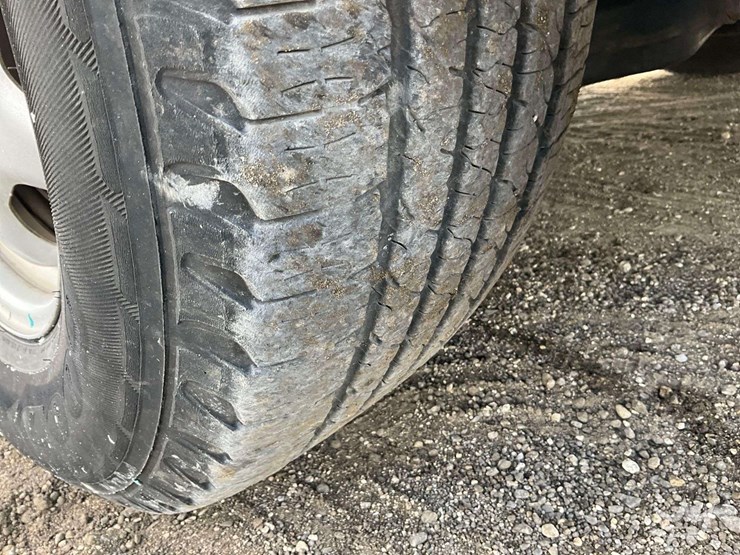 2017-ford-f150-image-30