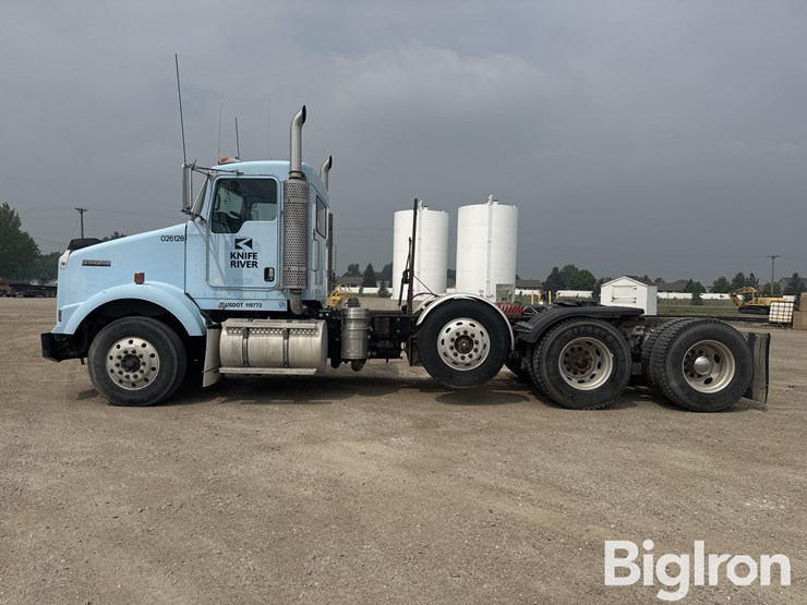 2007-kenworth-t800-image-8