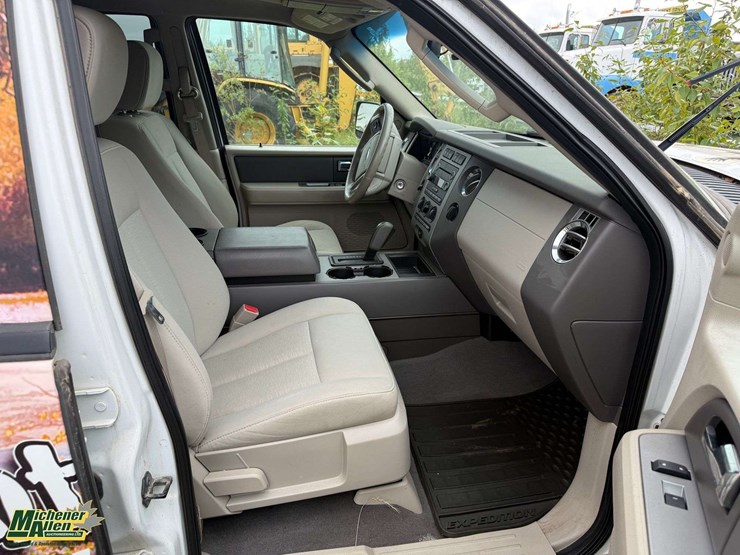 2008-ford-expedition-image-14