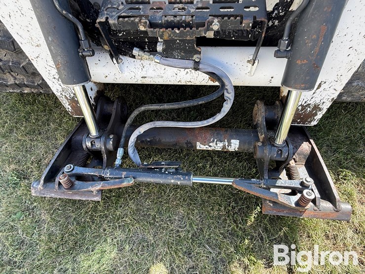 2017-bobcat-t770-image-19