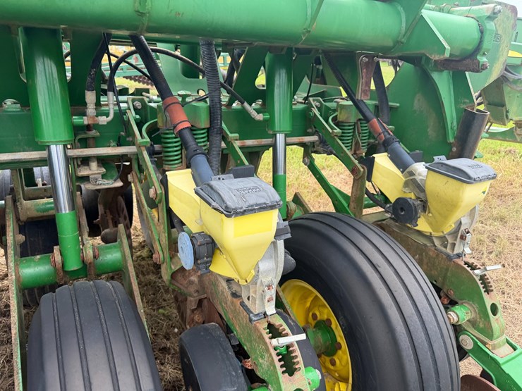 john-deere-1790-image-126