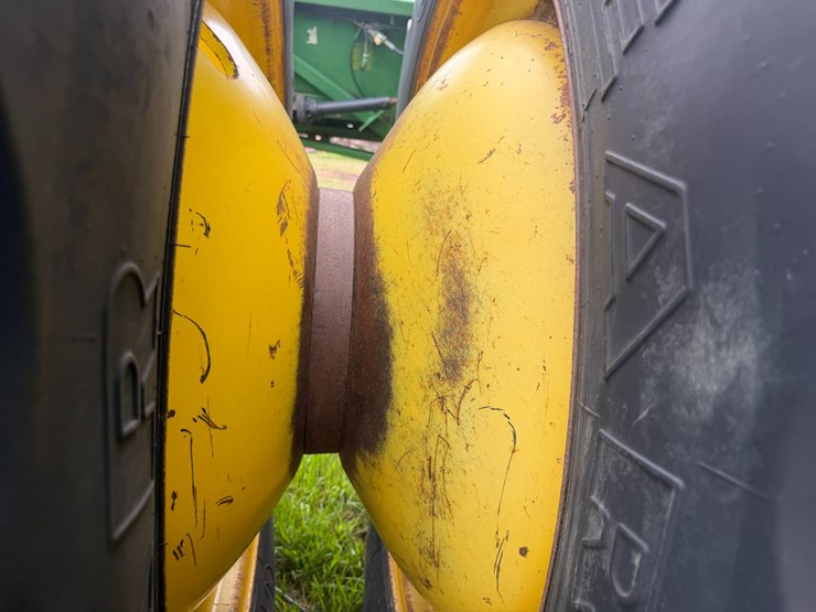 2011-john-deere-9770-sts-image-56