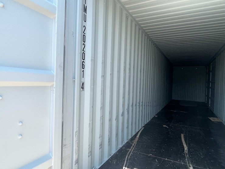 #2352-•-40'-high-shipping-container-image-38