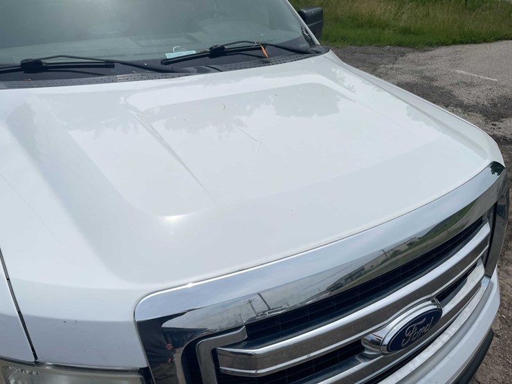 2014-ford-f150-xl-image-14