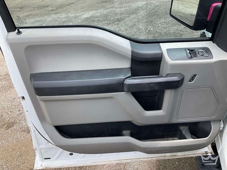 2018-ford-f150-image-11