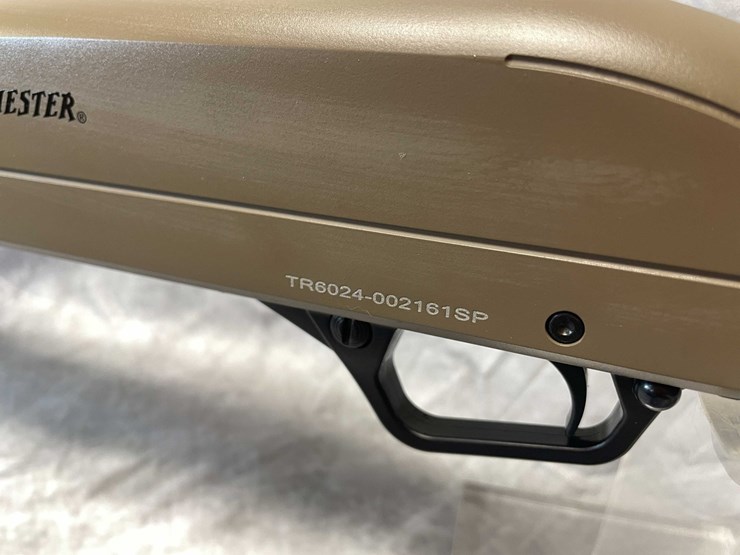 #10658-•-winchester-sxp-hybrid-hunter,-12-ga.-pump-action-shotgun,-sn:-tr6024-002161sp-image-12