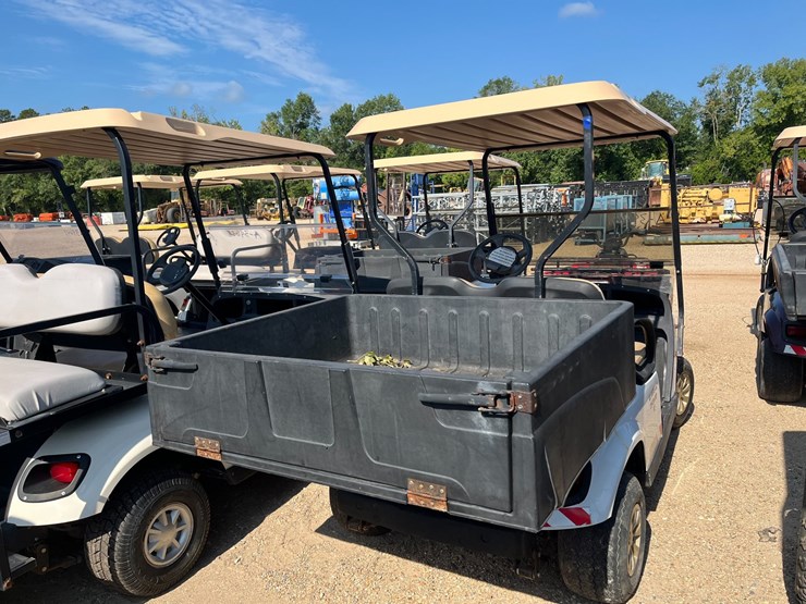 #39640-•-2018-ezgo-txt-golfcart-|-for-parts/repairs-image-4