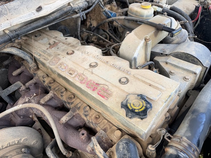 1998-dodge-ram-3500-image-40