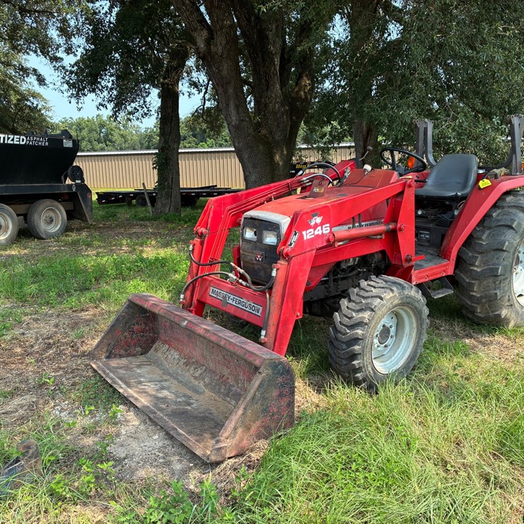 MASSEY-FERGUSON 1250