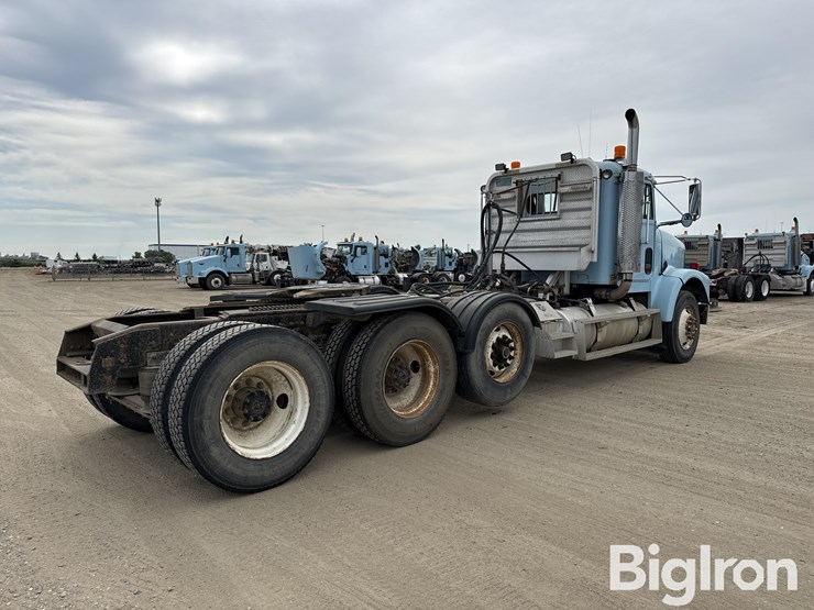 2000-freightliner-fld120sd-tri/a-day-cab-truck-tractor-w/wet-kit-image-5
