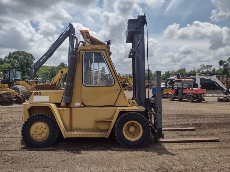 00-cat-v130-forklift-(qea-4766)-image-3