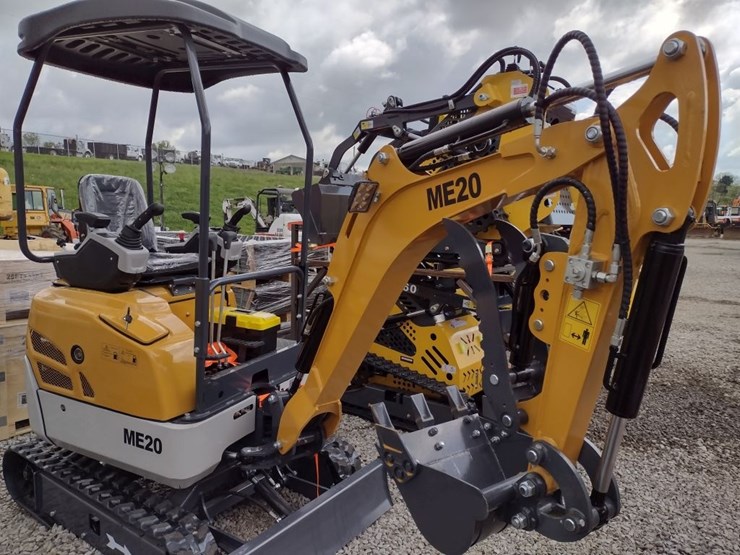 me20-yanmar-engine-excavator-(qea-3709)-image-2