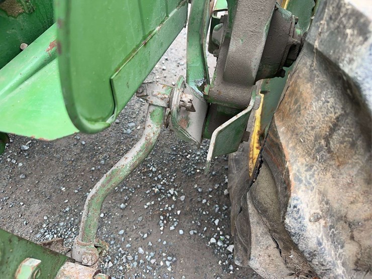 1951-john-deere-m-image-22