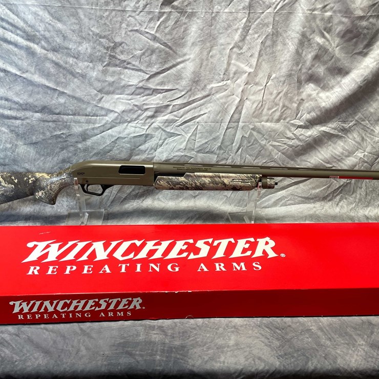 #10658 • Winchester SXP Hybrid Hunter, 12 Ga. Pump Action Shotgun, SN: TR6024-002161SP