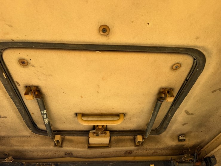 caterpillar-307-image-84