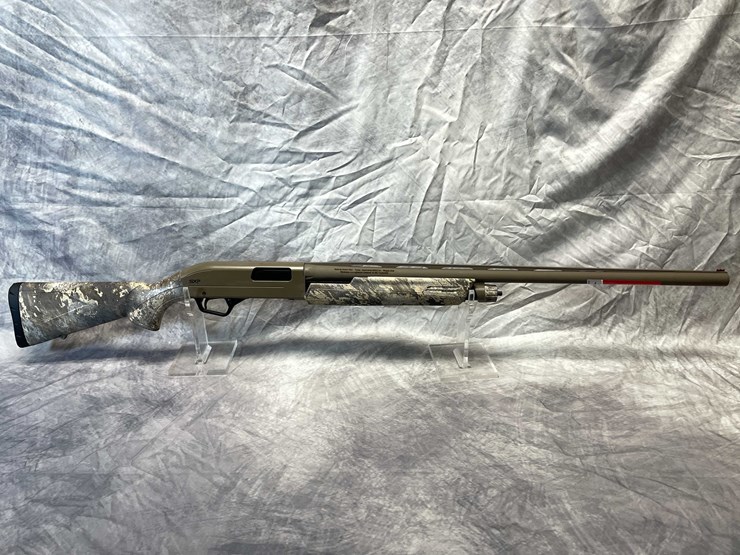 #10658-•-winchester-sxp-hybrid-hunter,-12-ga.-pump-action-shotgun,-sn:-tr6024-002161sp-image-2