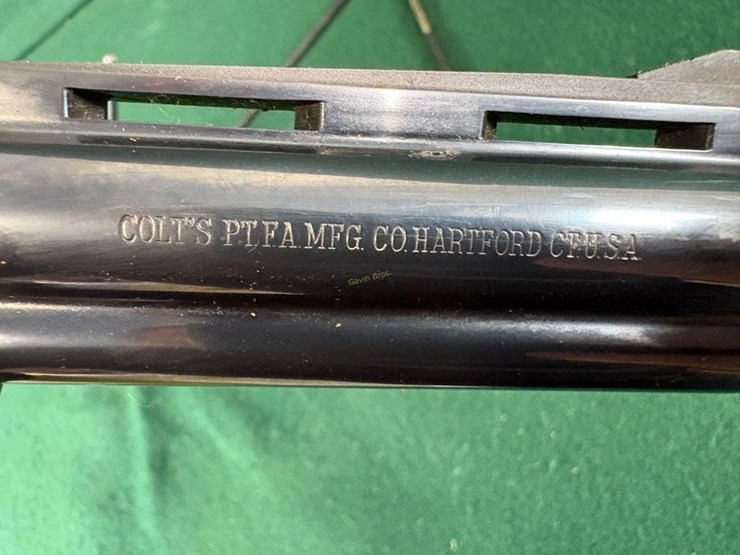 colt-diamondback-22lr-revolver-image-10