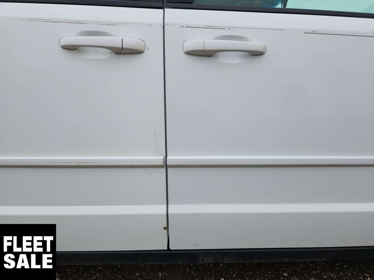 2016-dodge-grand-caravan-image-58