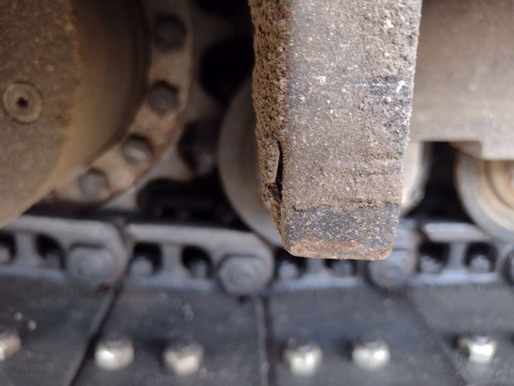 16-leeboy-8515d-asphalt-paver-(qea-4018)-image-22