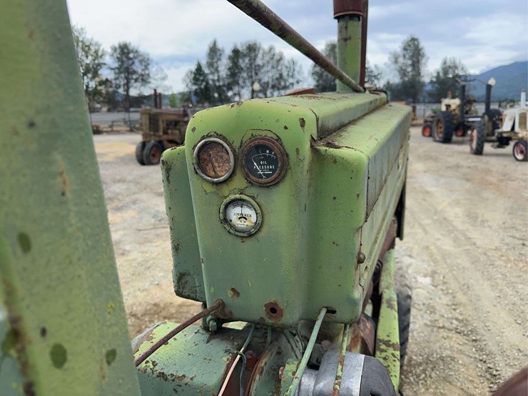 john-deere-model-b-image-27