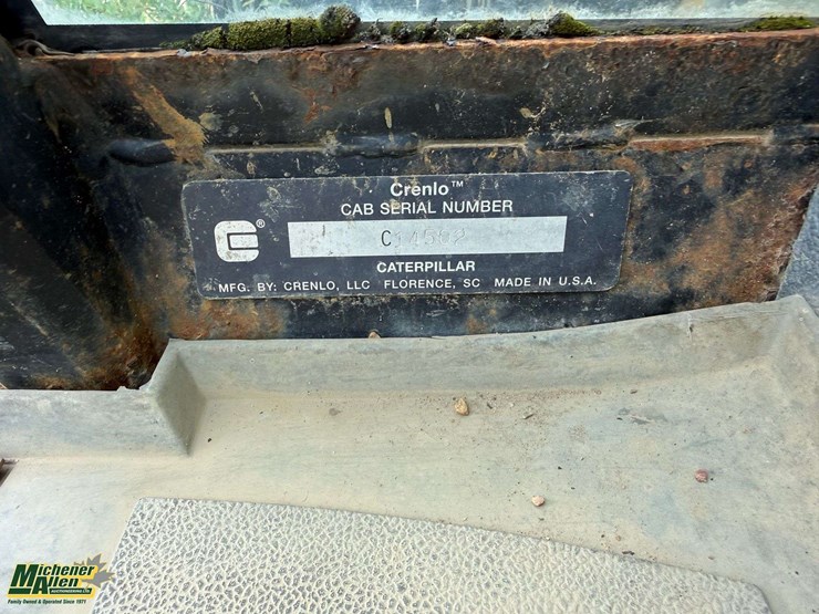 caterpillar-420d-image-21